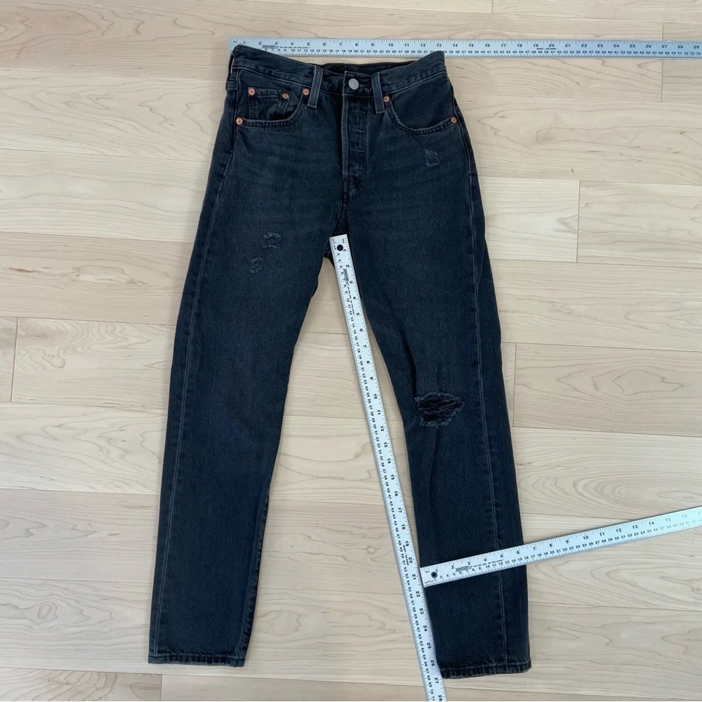 Levis 501 premium jeans black button fly ripped knees high rise waist size 25 - Picture 9 of 12
